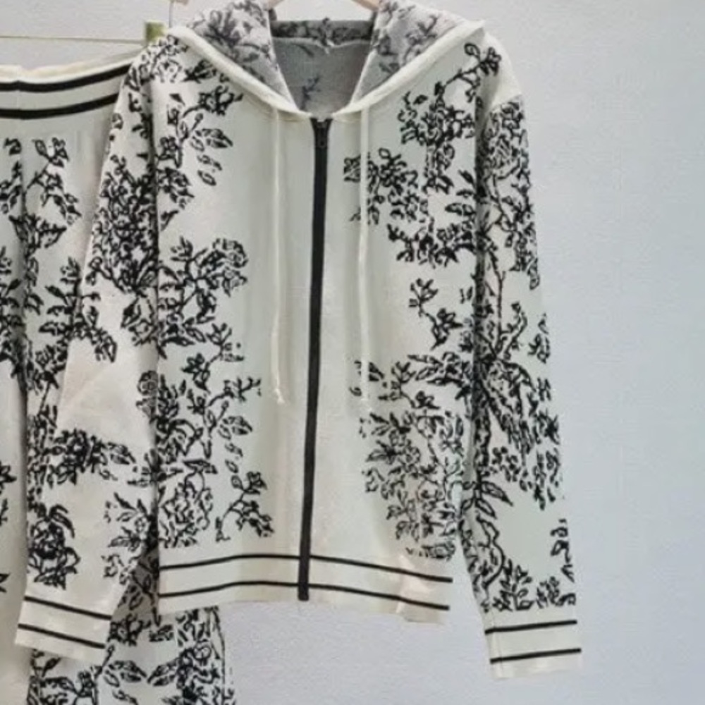0827. Floral Jacquard Print Hoodie and Pants Set - Apricot - Picture 2 of 3